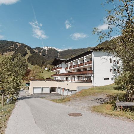 Apartment Holiday-1 By Interhome Zell am See Bagian luar foto