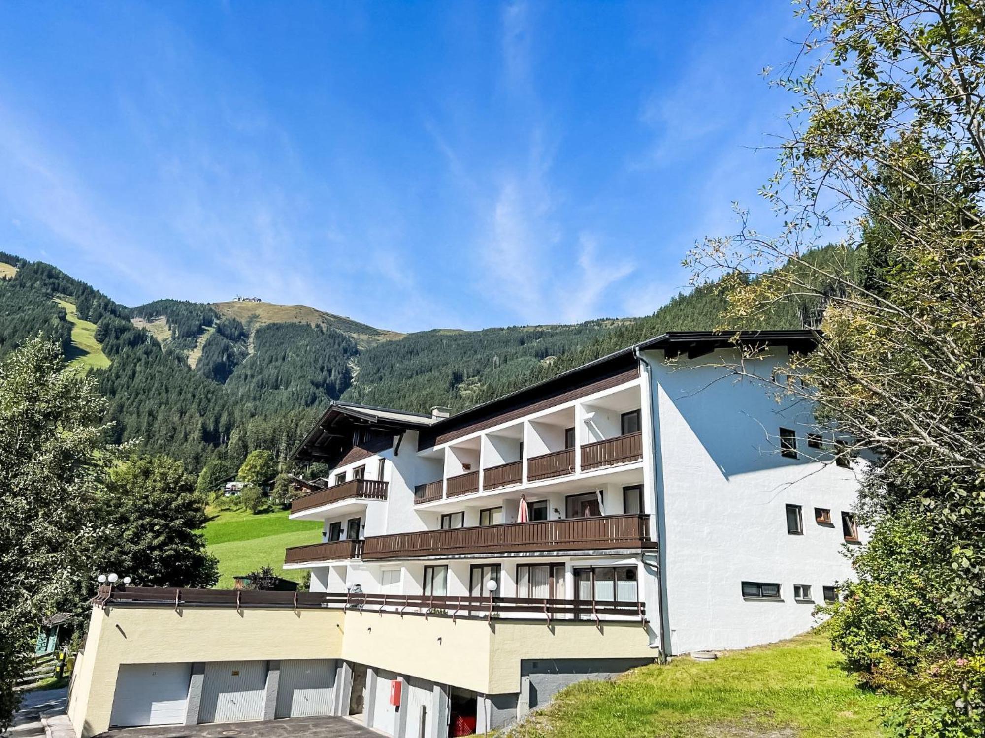 Apartment Holiday-1 By Interhome Zell am See Bagian luar foto