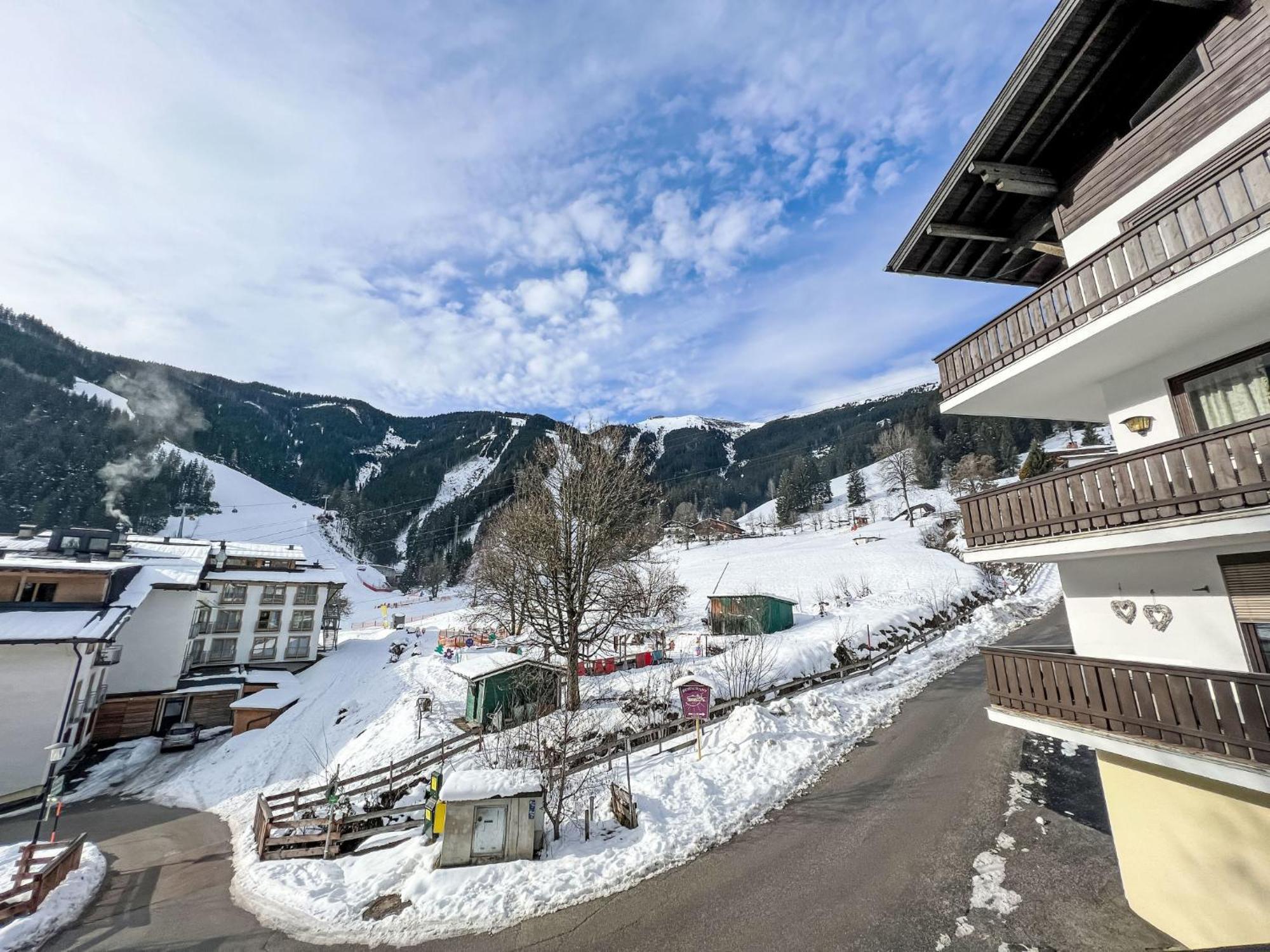 Apartment Holiday-1 By Interhome Zell am See Bagian luar foto